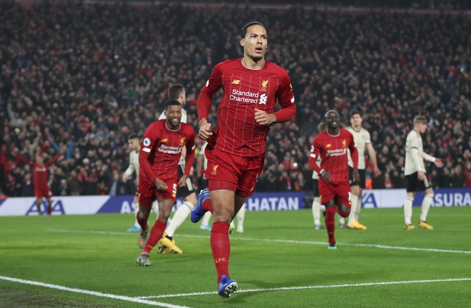 Hai lần bị từ chối bàn thắng, Liverpool vẫn đánh bại MU